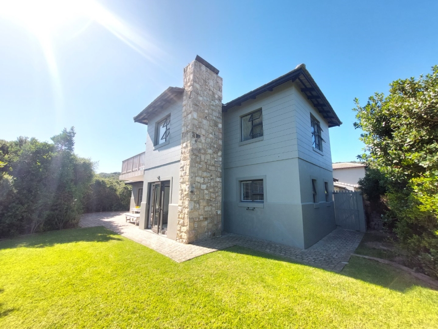 4 Bedroom Property for Sale in Hartenbos Landgoed Western Cape